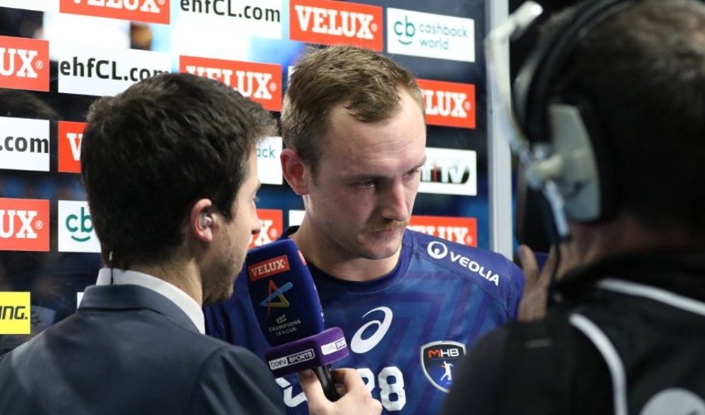 Valentin porte, de nouveau élu joueur du mois !
