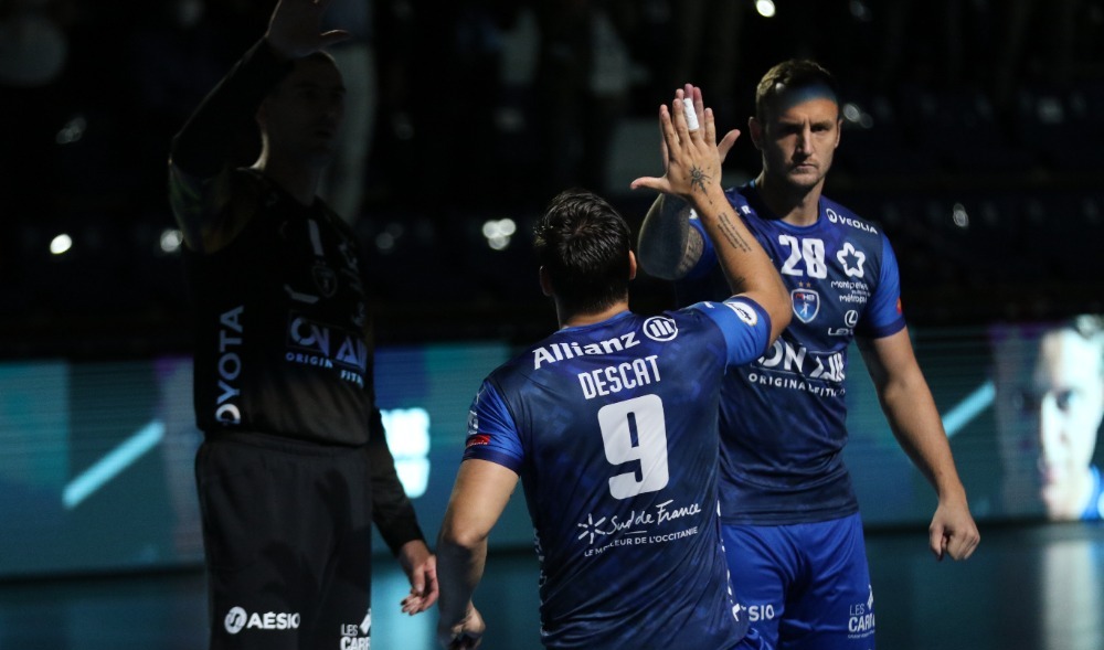 Valentin PORTE et Hugo DESCAT reçoivent leur trophée