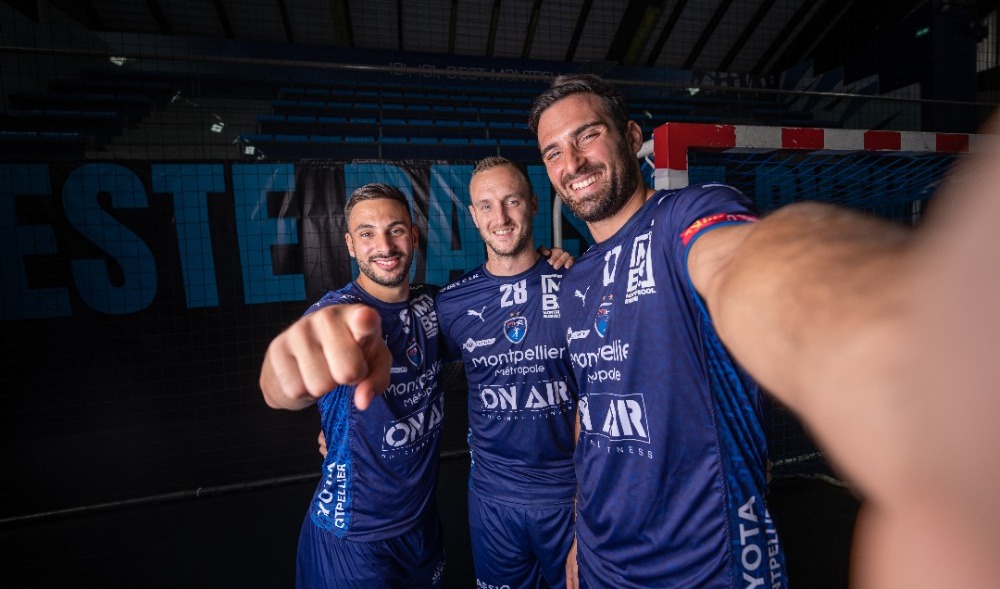 Nouveaux maillots officiels disponibles à la vente !