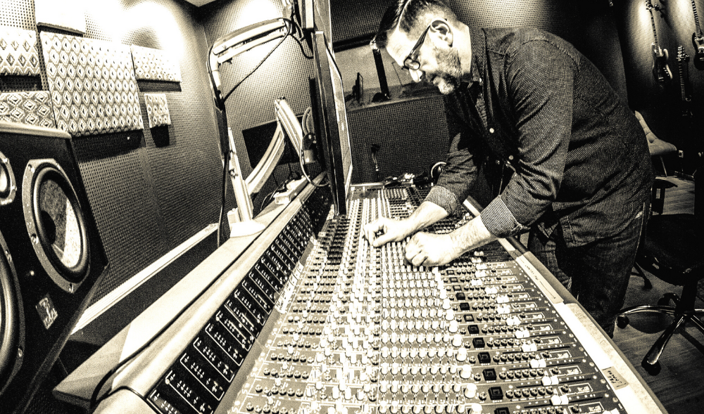 Radioshop signe la direction artistique de la nouvelle musique d’entrée des joueurs