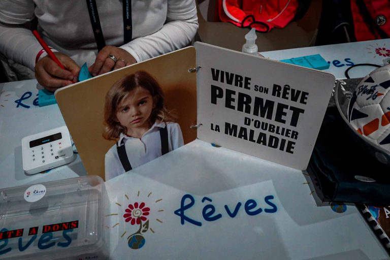 Livre "Rêves" pour oublier la maladie.