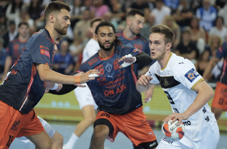 Match de handball en action intense