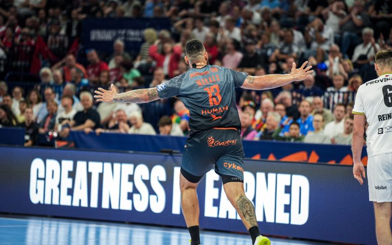 FINAL 4 : MHB vs THW KIEL
