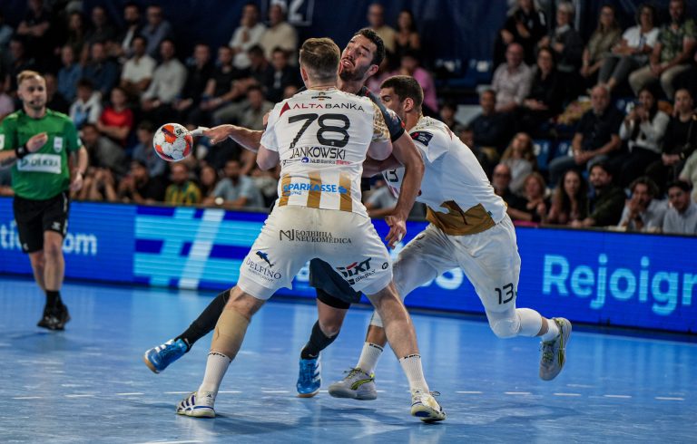 1/4 DE FINALE EHF : MHB vs VARDAR