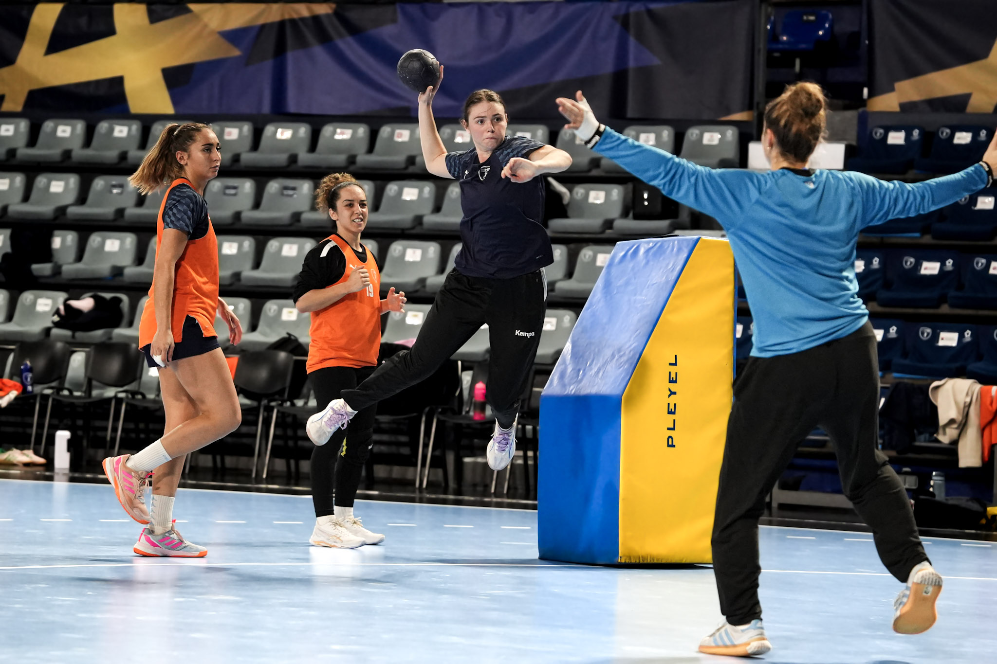 D2F : Les filles veulent faire trembler Sambre-Avesnois pour Halloween !
